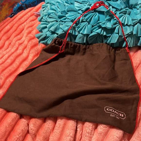 Coach limited edition Hamptons leather embossed satchel - Picture 9 of 11